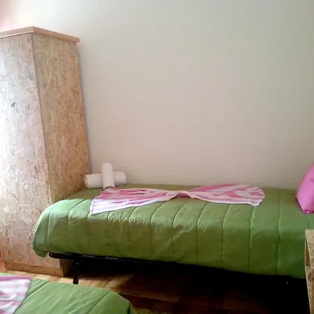 Spacious In - 110 M² With Terrace View * Seia