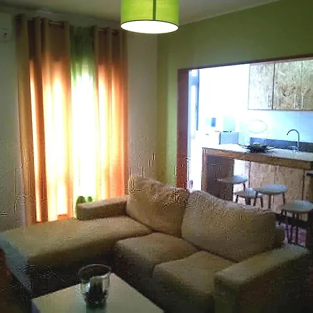 Spacious In - 110 M² With Terrace View Seia
