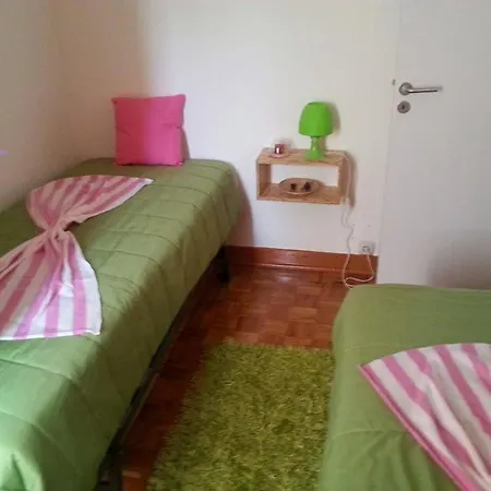 Spacious In - 110 M² With Terrace View Apartment