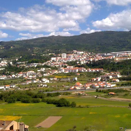 Spacious In - 110 M² With Terrace View Apartment Seia