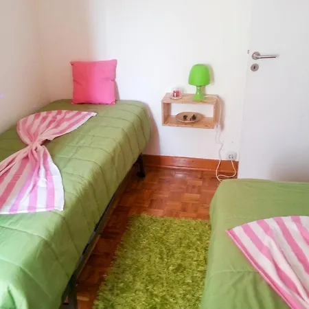 Spacious In - 110 M² With Terrace View