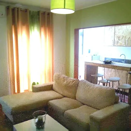 아파트 Spacious In - 110 M² With Terrace View 세이아