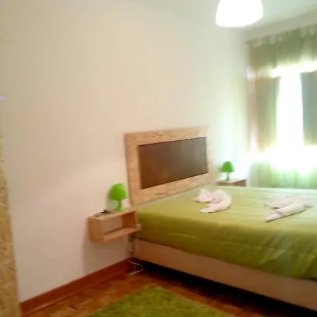 Spacious In - 110 M² With Terrace View شقة سيا